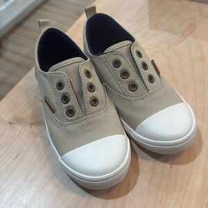 Old Navy Toddler Boy Size 9 Canvas Sneaker - TAN